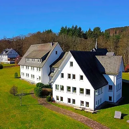 St. Bonifatius Pensión Winterberg